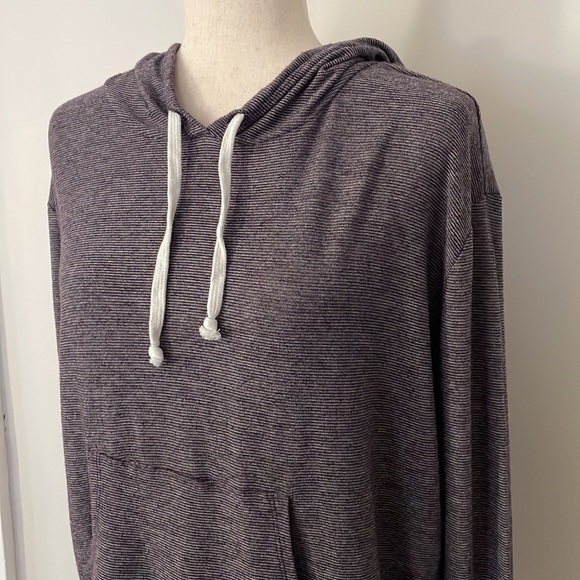 FOREVER 21 Knit Hoodie - Picture 2 of 7